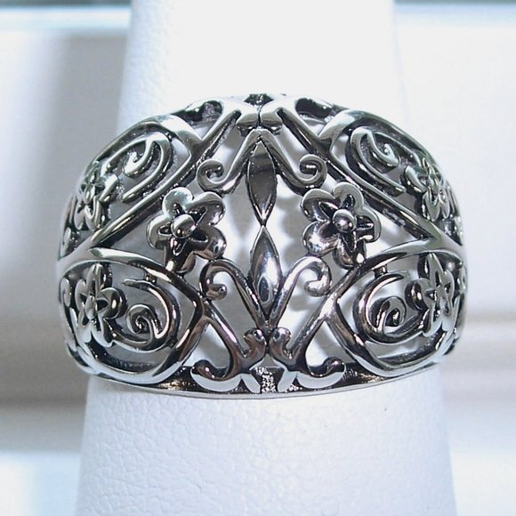 925 STERLING SILVER Open Work Floral Dome Ring - Picture 2 of 16